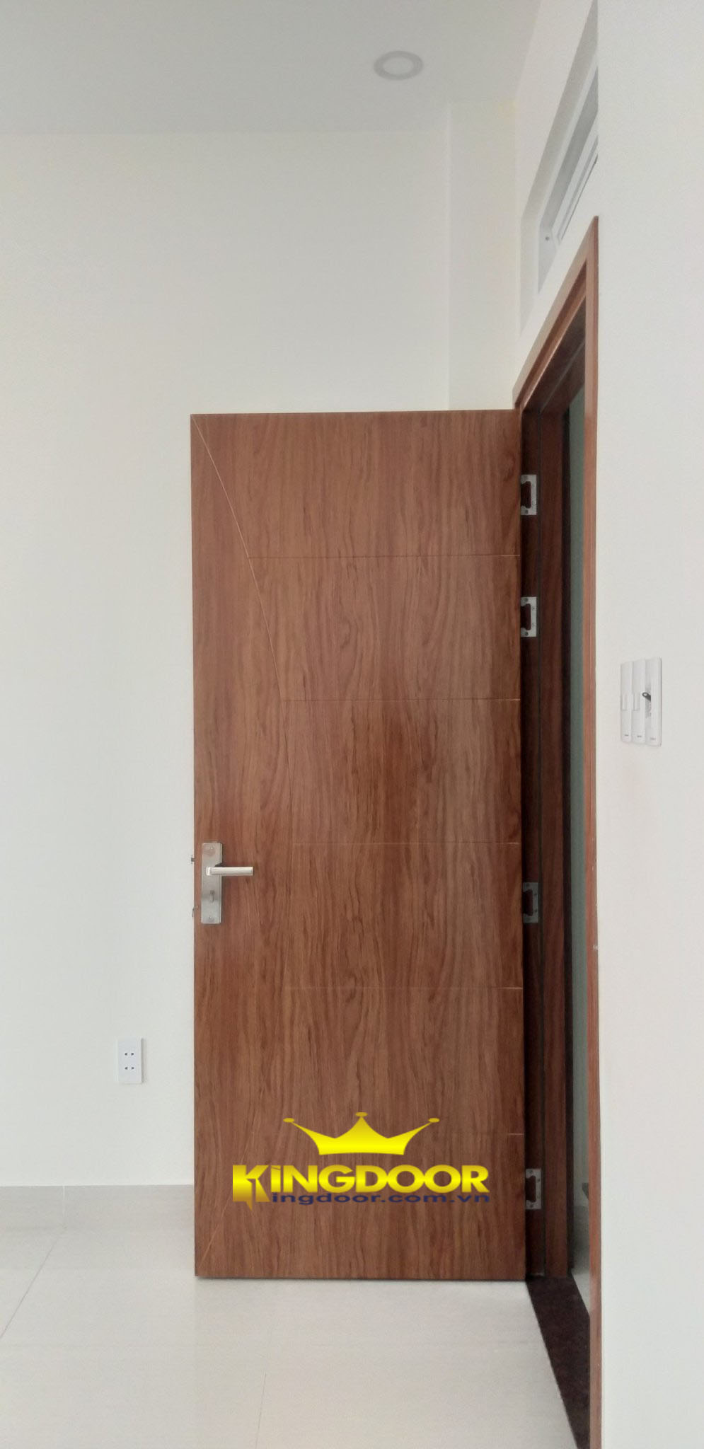 cửa nhựa composite sơn vân gỗ