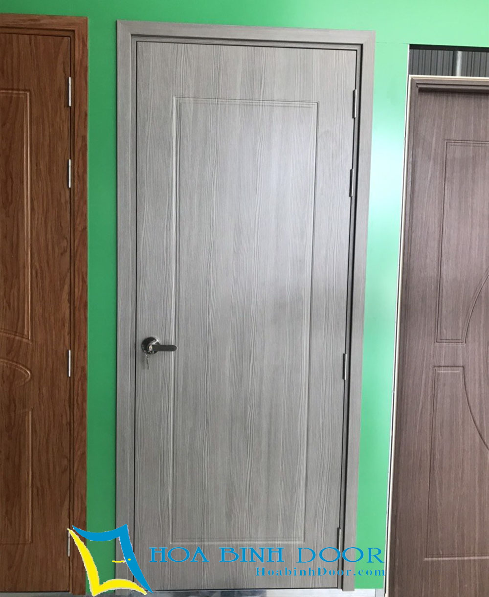 mẫu cửa phù hợp cho nhà vệ sinh