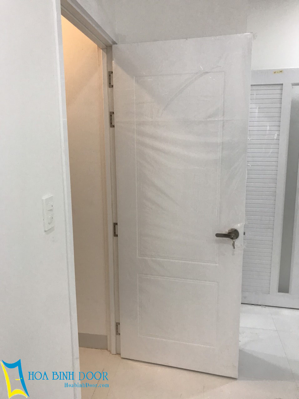 Gía cửa nhựa tại Tân Uyên