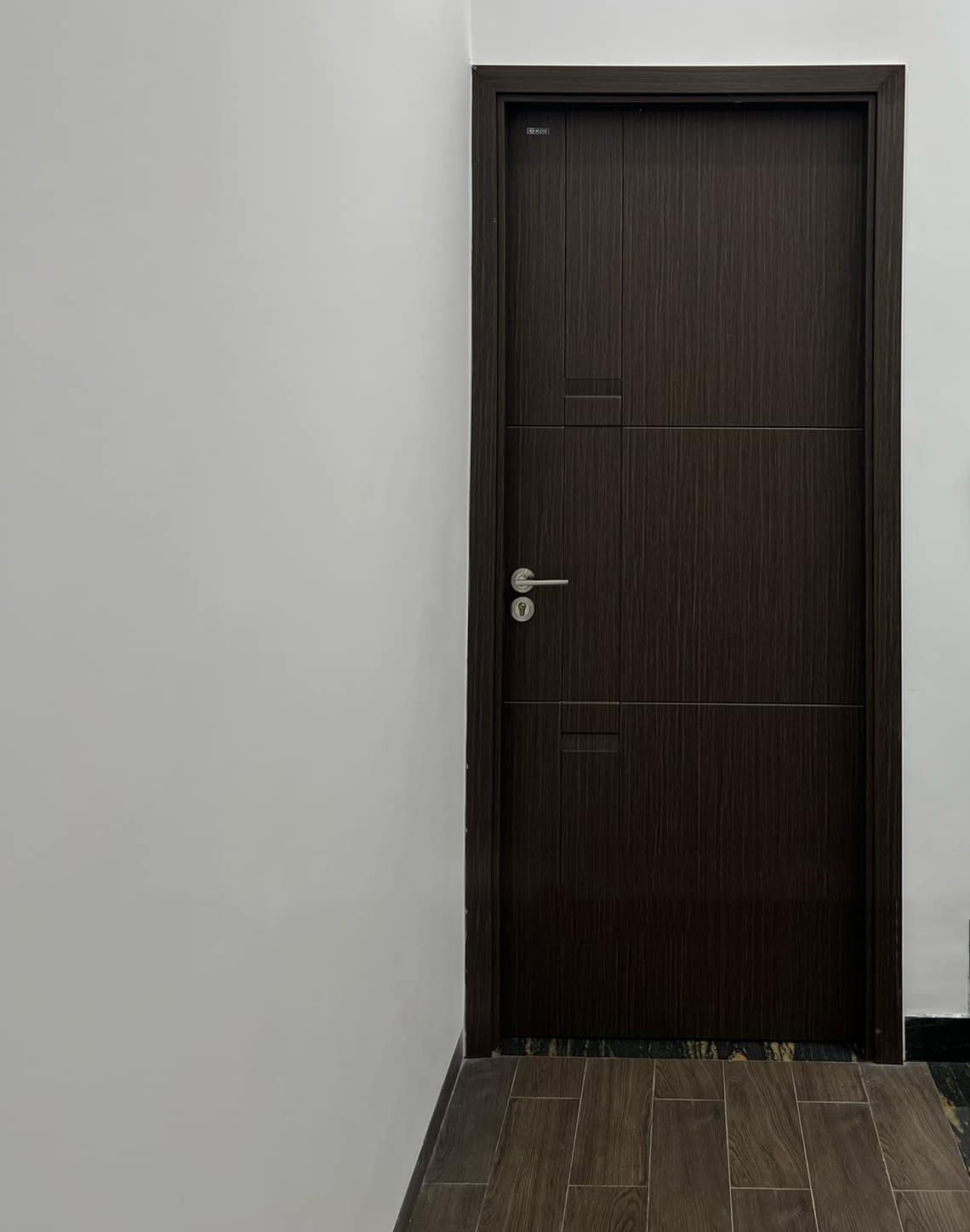 Cửa nhựa gỗ ABS tại quận 1