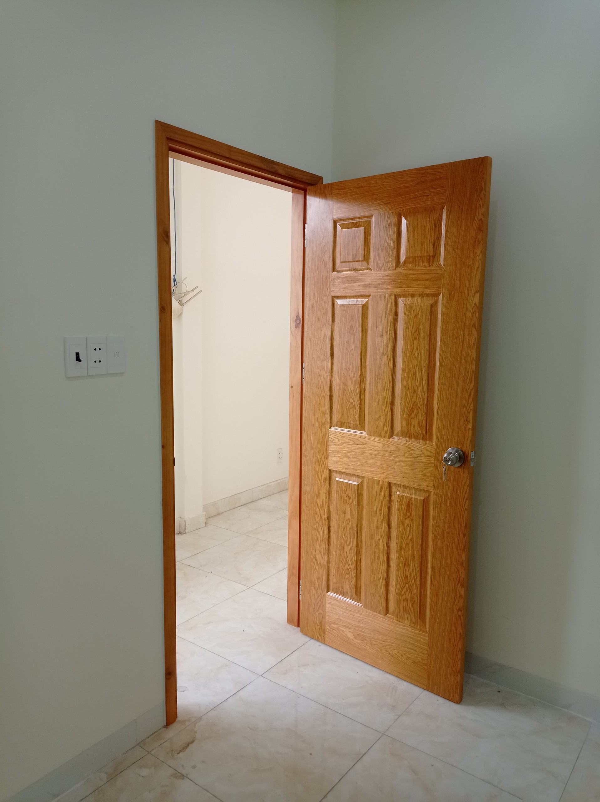 Cửa gỗ công nghiệp HDF mới nhất