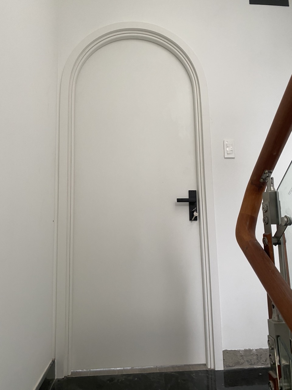 Cửa vòm nhựa composite giá rẻ