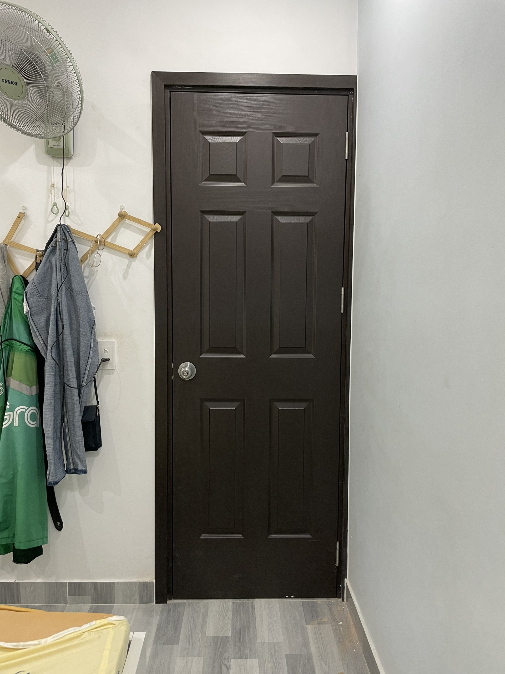 Cửa gỗ công nghiệp HDF mới nhất