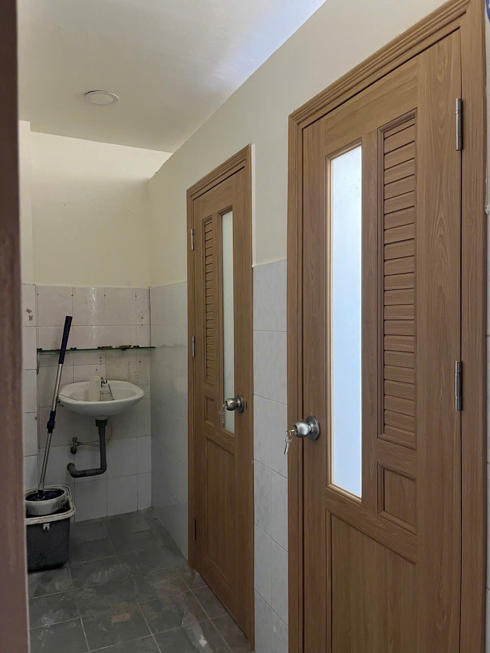 Cửa nhựa gỗ đài loan quận 4