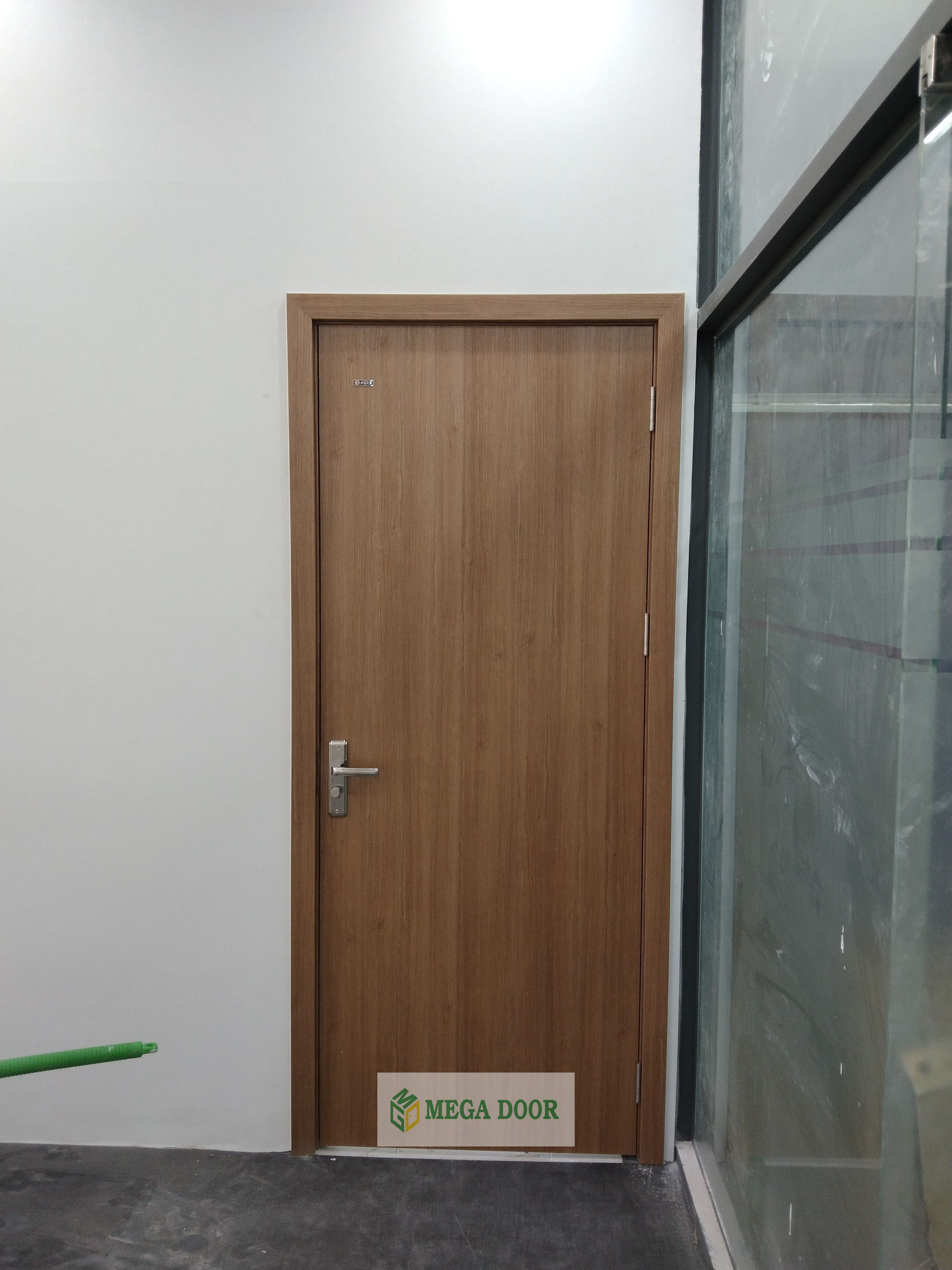 Cửa nhựa abs hàn quốc tại quận 4