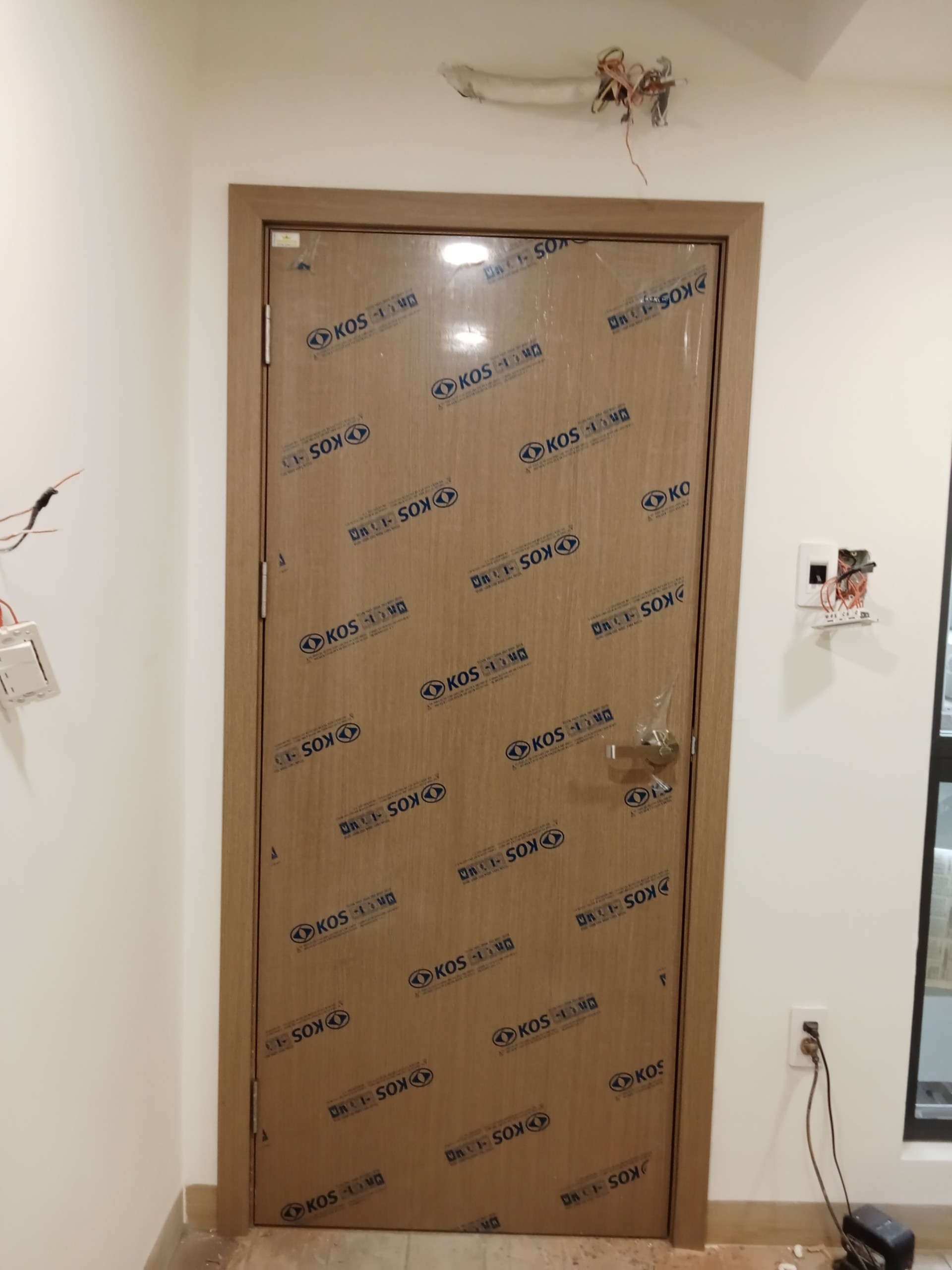 Cửa nhựa abs hàn quốc tại quận 4