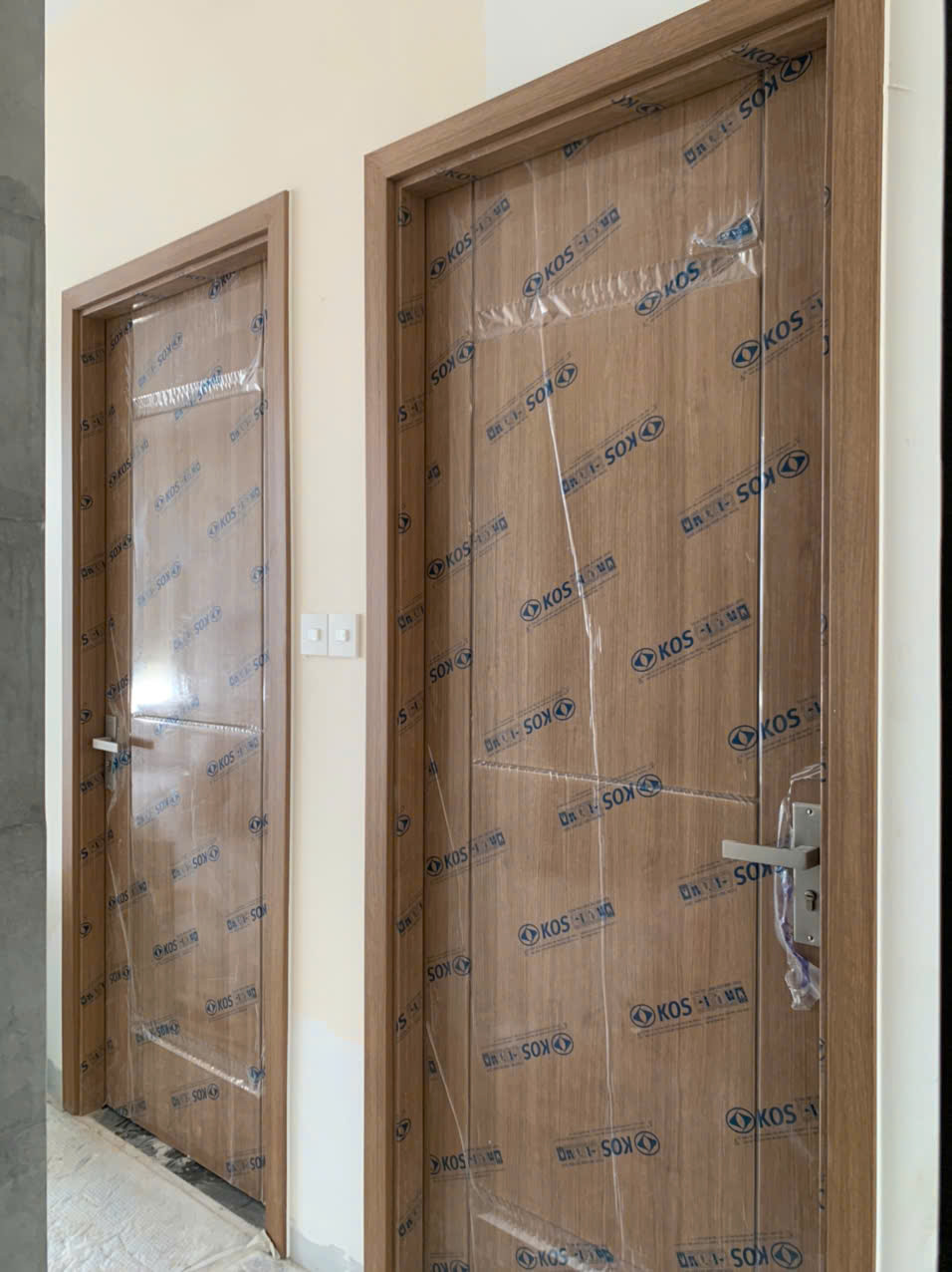 Cửa nhựa abs hàn quốc tại quận 4