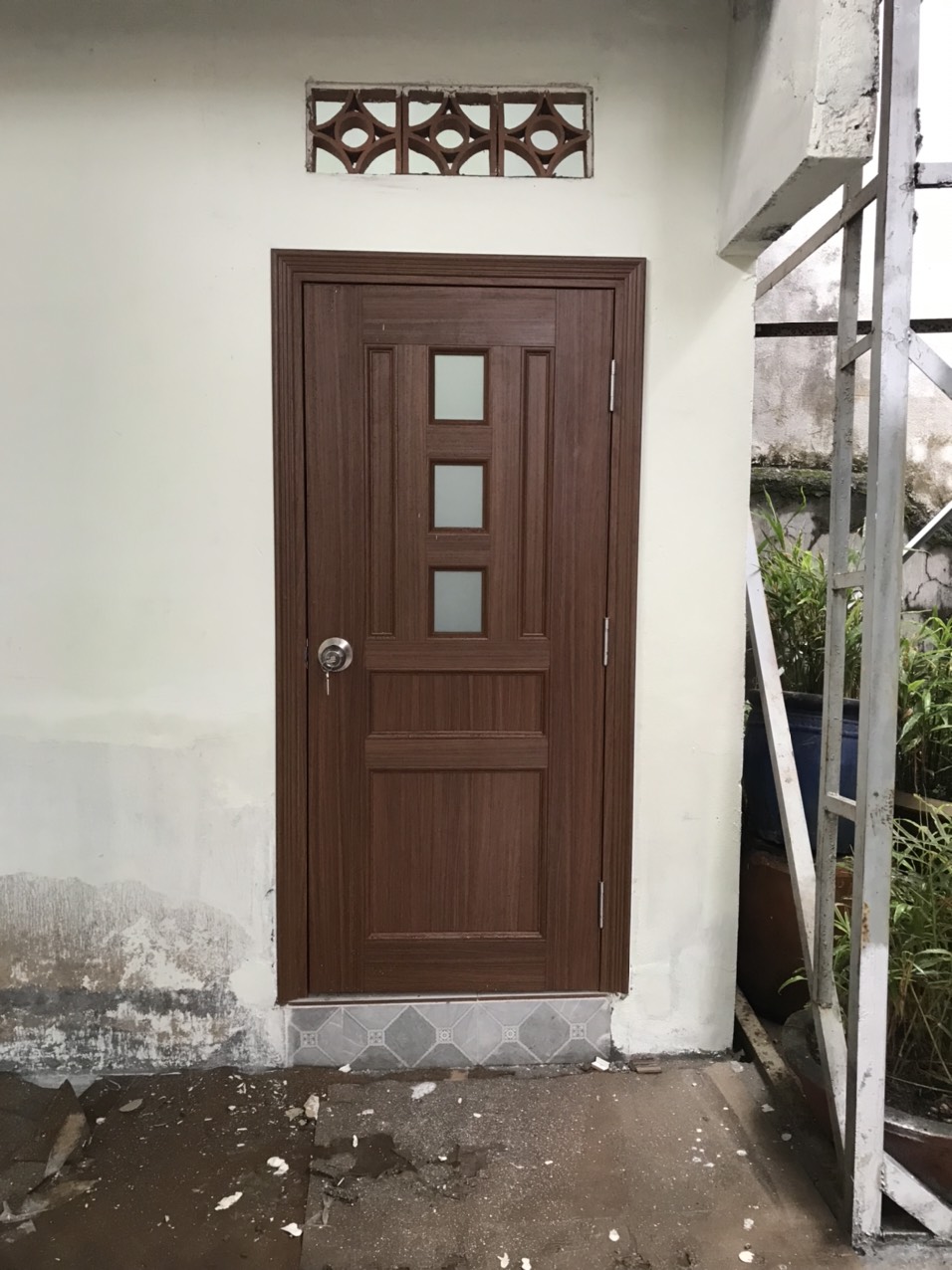 Cửa nhựa Đài loan giá rẻ TPHCM