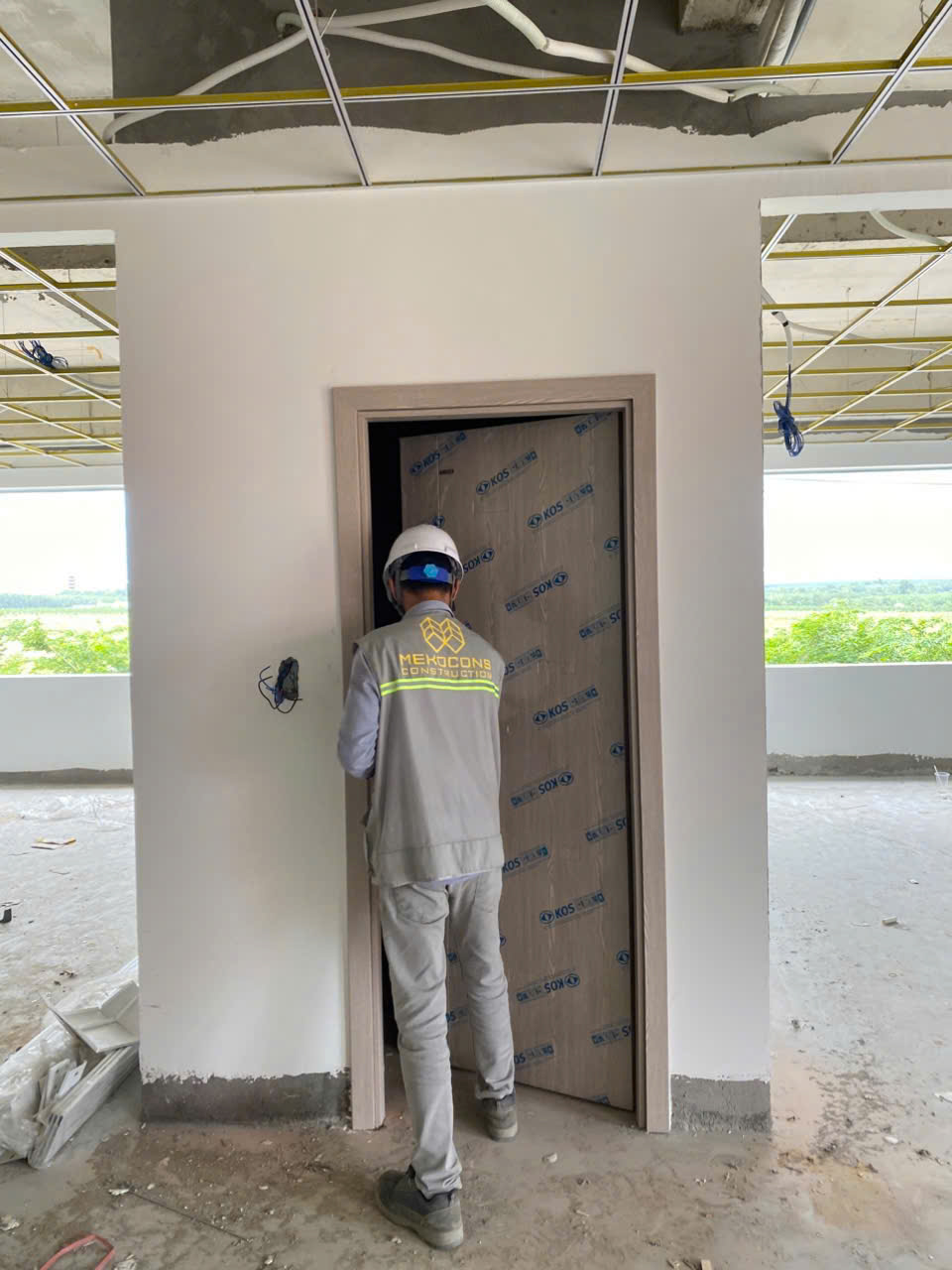 Cửa nhựa abs tại Tân Uyên