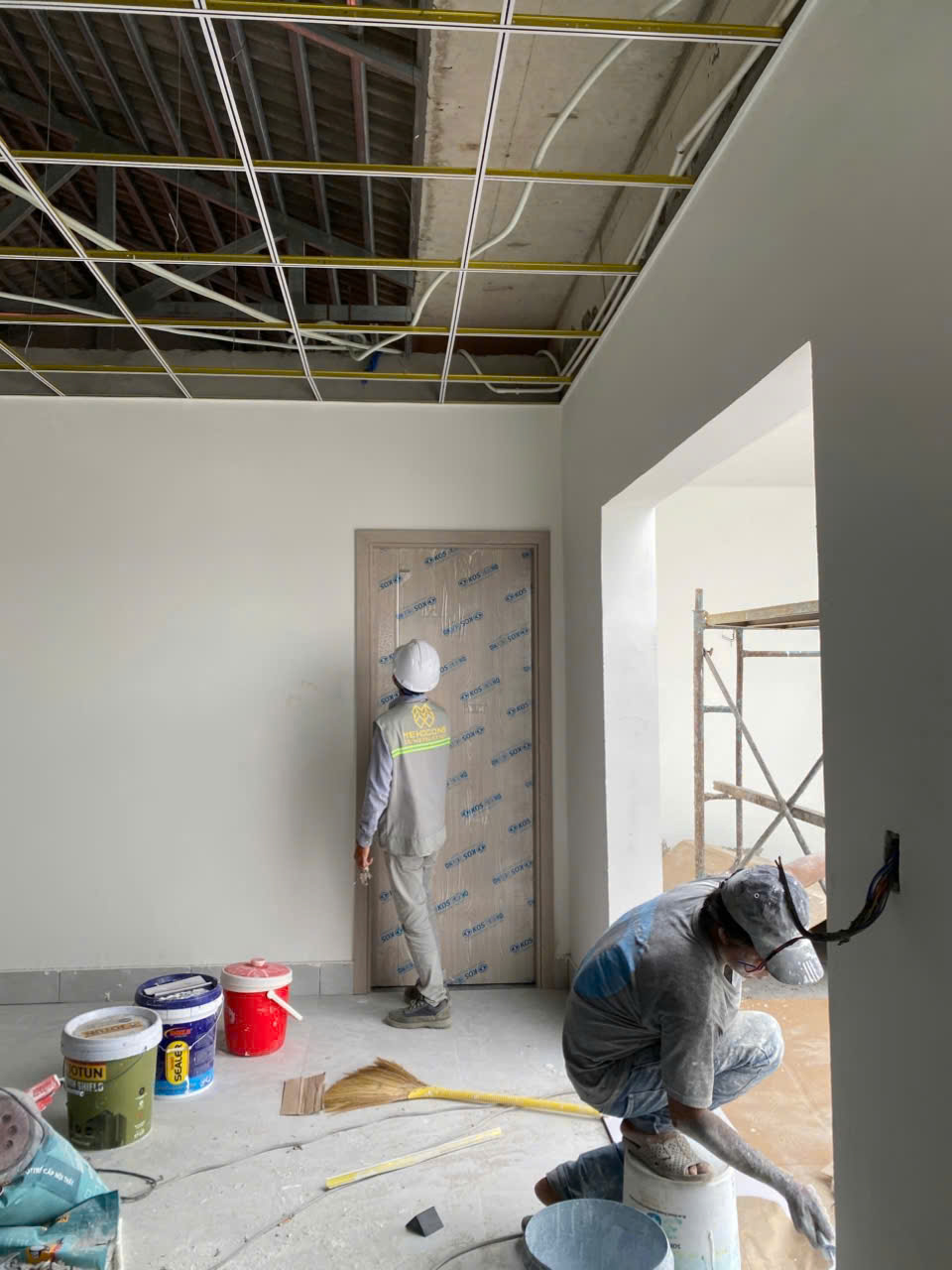 Cửa nhựa abs chính hãng kos